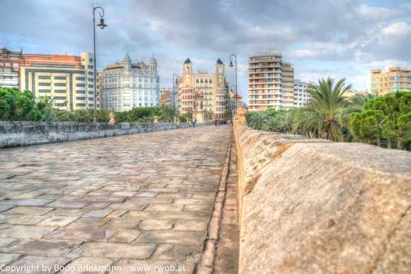 Sky-DSC01210_tonemapped